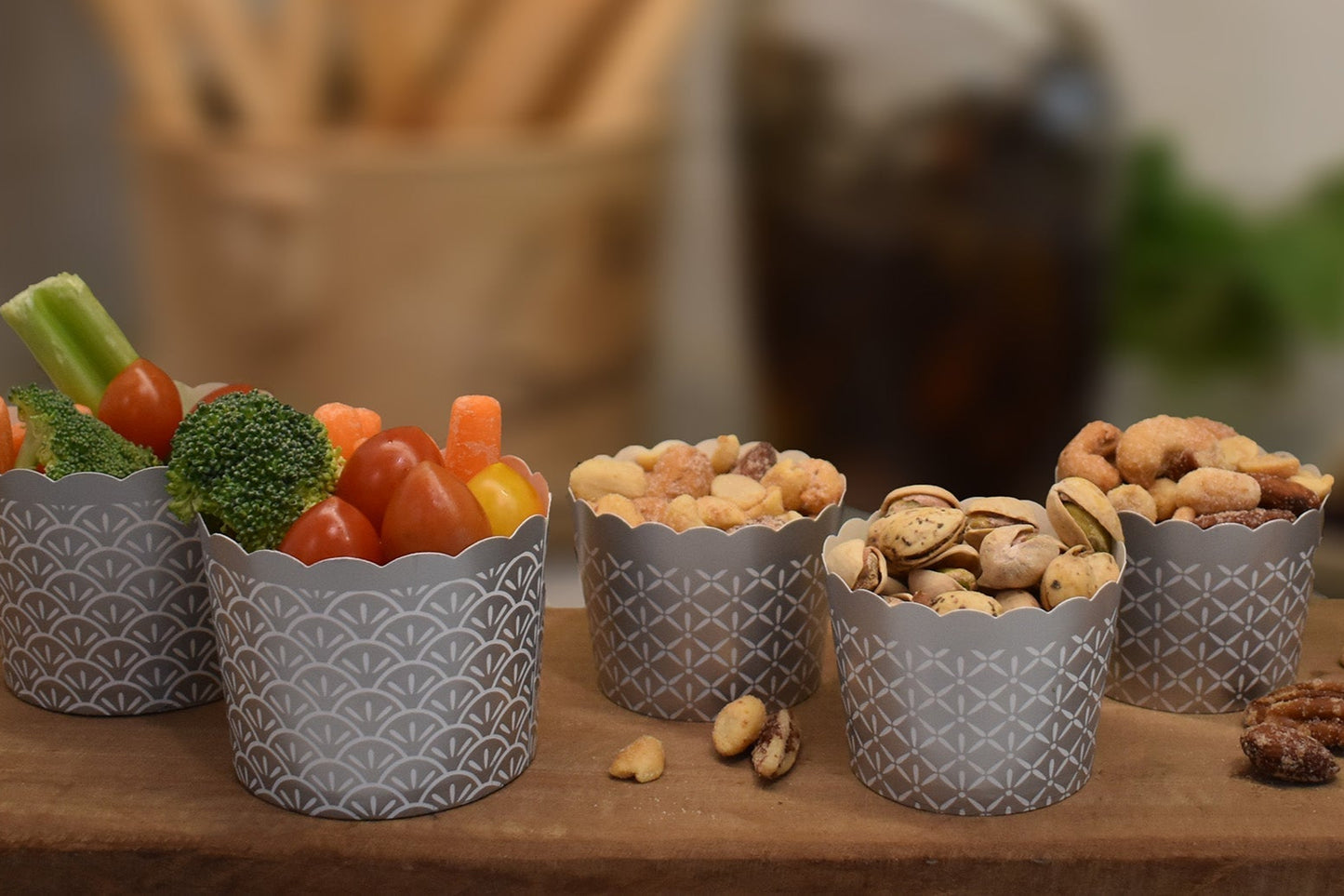 Large Paper Baking + Snack Cups - Silver