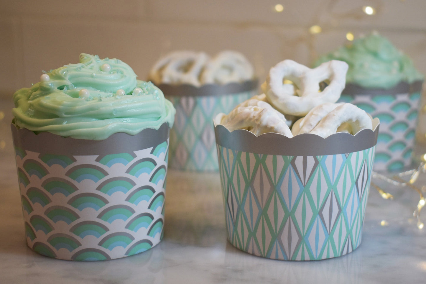 Large Paper Baking + Snack Cups Set - Pastel