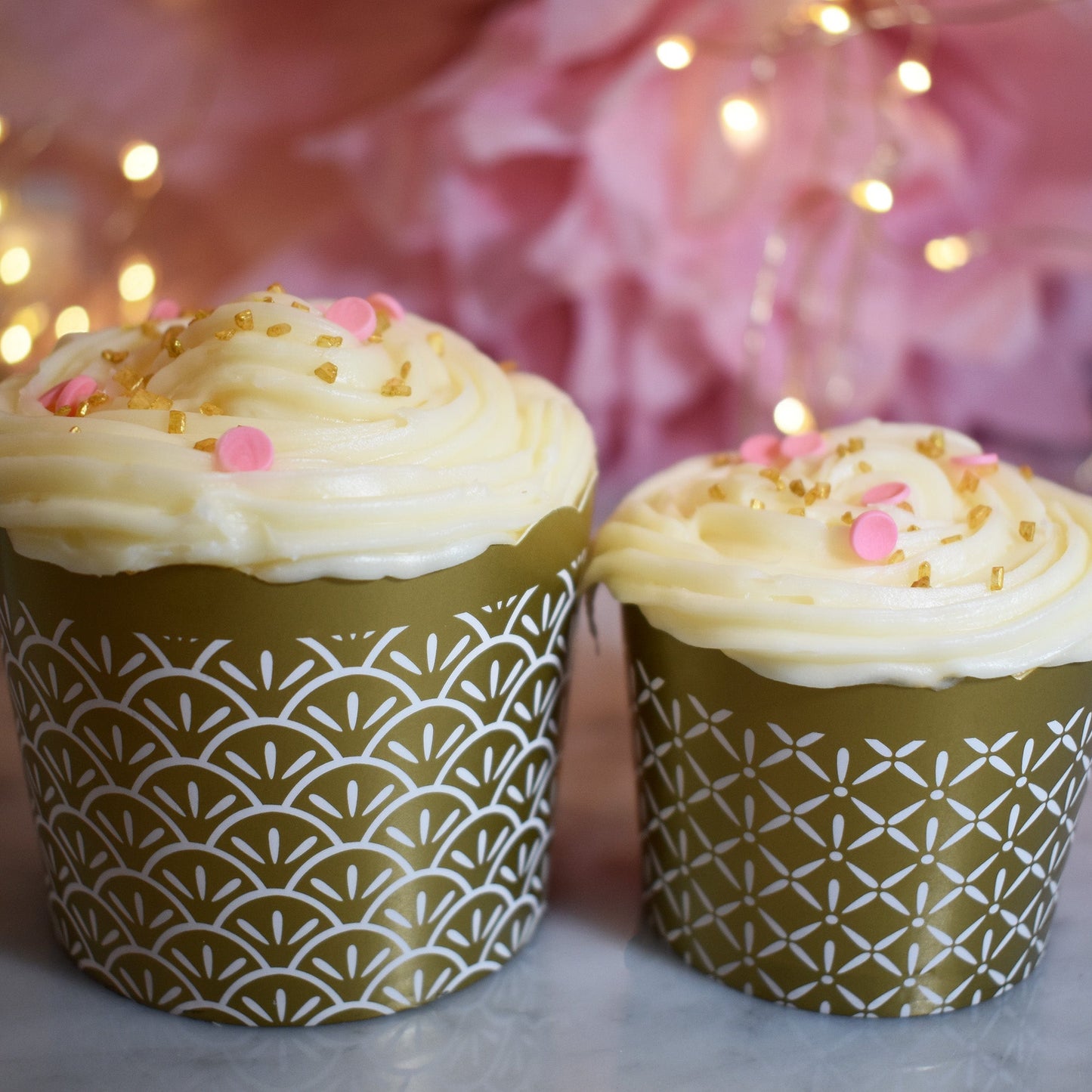 Large Paper Baking + Snack Cups - Gold